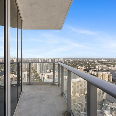 High Floor Corner 2 Bdr At Lyfe Resort Hollywood Exteriör bild